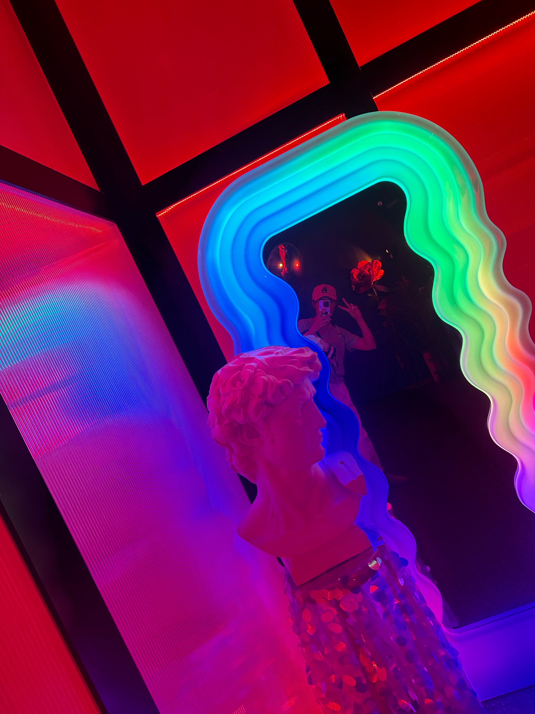 探寻郑州商务KTV盛景-上街区ktv预定